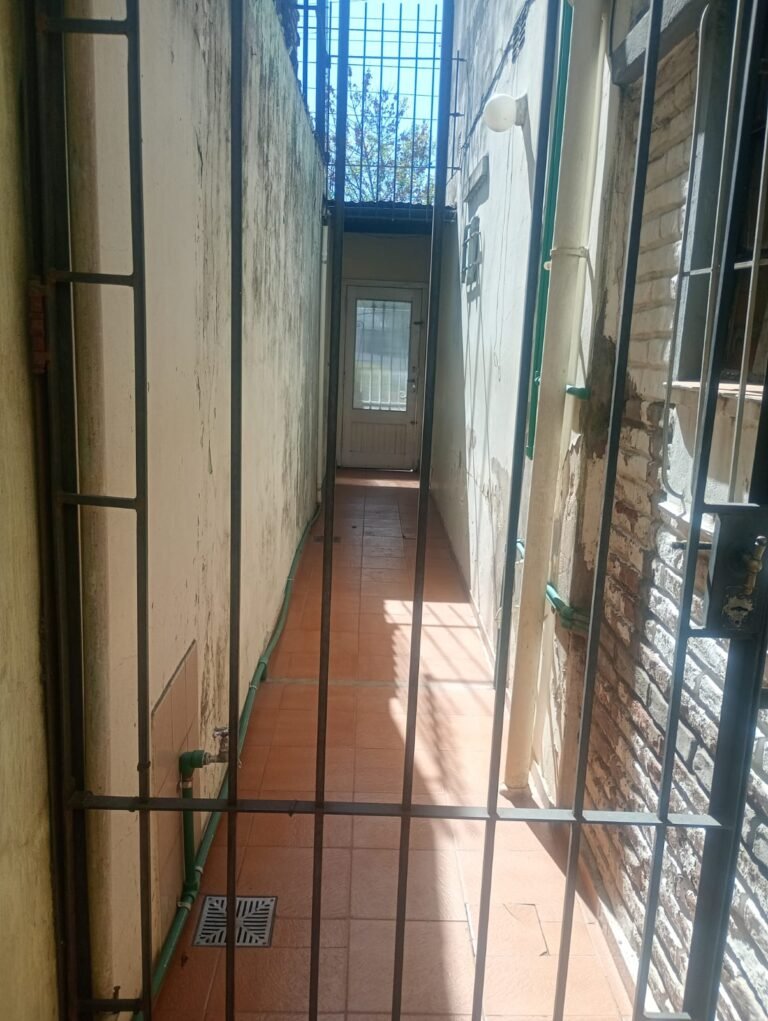 25May2720_Entrada