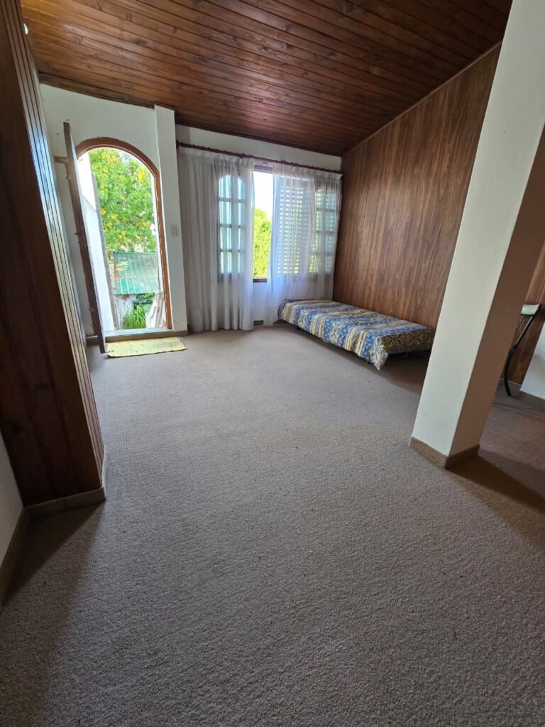 AdV3135_Dorm3