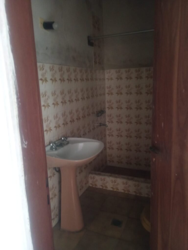 PsjeGir Baño Fdo